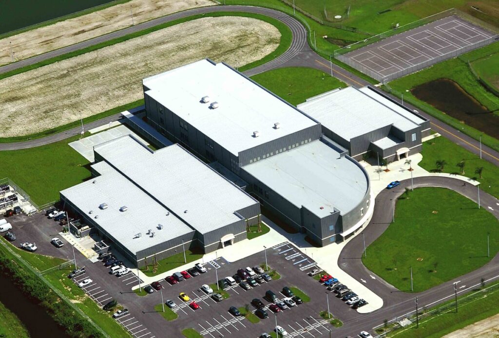 Varsity Lakes Middle School DeAngelis Diamond